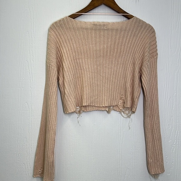 Urban Outfitters - Cream Ribbed Distressed Crop Long Sleeve Sweater Size Small - Picture 11 of 12